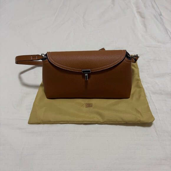 T-Lock grained-leather clutch tan